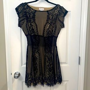 NWT - ladies lace cocktail dress